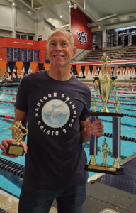 Coach Dave Berry to direct Bob Jones swim program