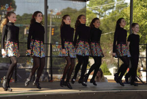 Community Showcase Stage: The rhythm is ‘gonna get’cha’