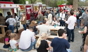 The inaugural Food Truck Round-Up in downtown Madison attracted a throng of jovial diners on April 1. RECORD PHOTOS/JEN DETULLEO, JFD DESIGN & PHOTOGRAPHY